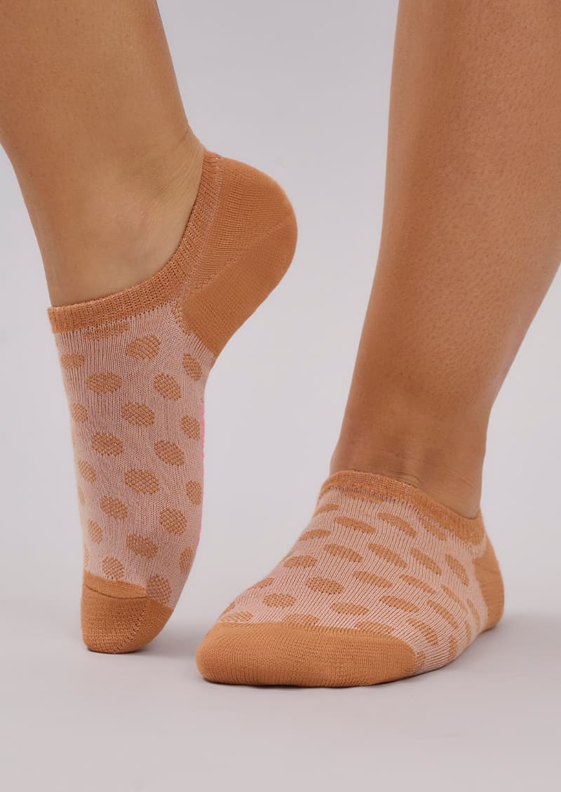 Invisible Dots