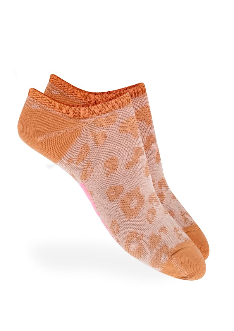 Medias invisibles animal print en tonos arena y camel - Marcela Koury